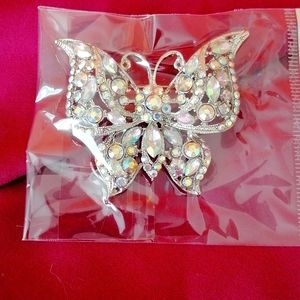 Luxury Brooch Crystal "Butterfly" (Rhinestones)